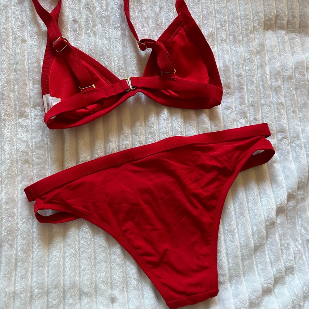 Red Bikini - Picture 2 of 2